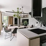 Domina By 4*