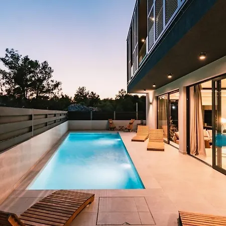 بيت ضيافة Domina By 4*