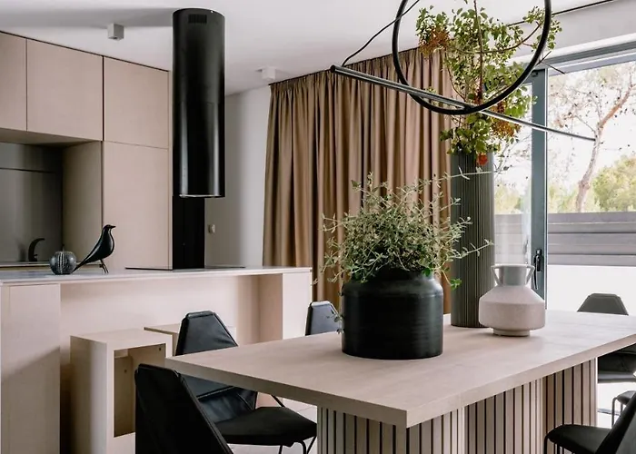 Domina By 4* 스리마