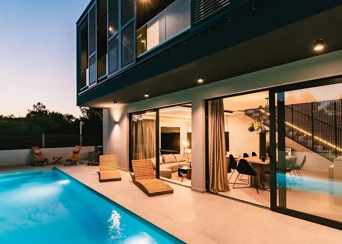 Domina By 게스트하우스