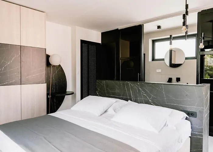 Domina By 게스트하우스 스리마