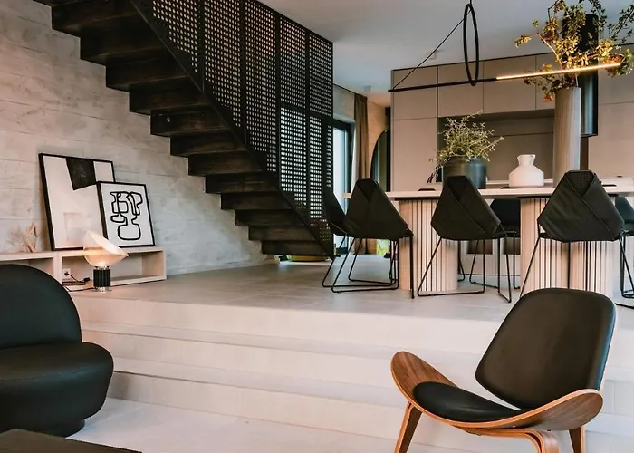 Domina By 게스트하우스 스리마