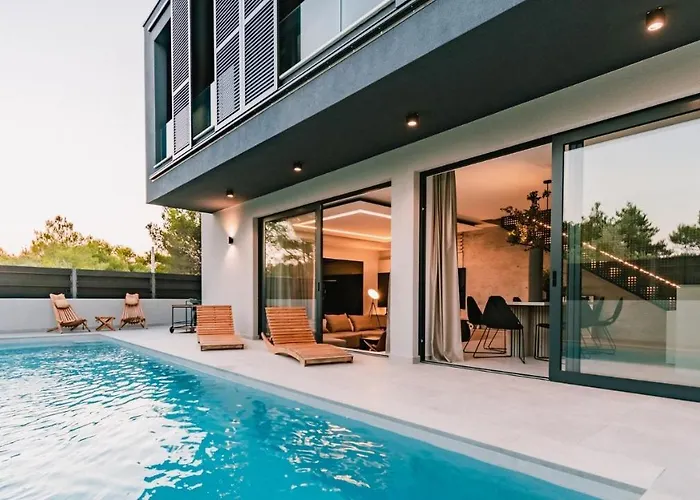 게스트하우스 Domina By 4*